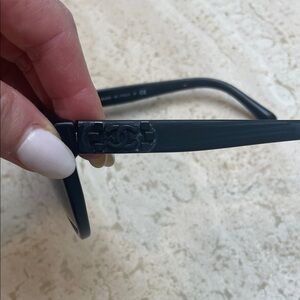 CHANEL Black Glossy Sunglasses with Raised CC Logo